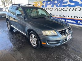 2004 VOLKSWAGEN TOUAREG