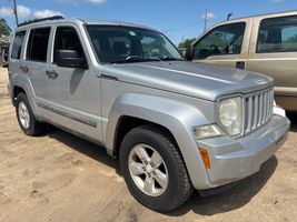 2011 JEEP LIBERTY SPORT