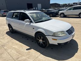 2001 VOLKSWAGEN NEW PASSAT GLX - 2001.5