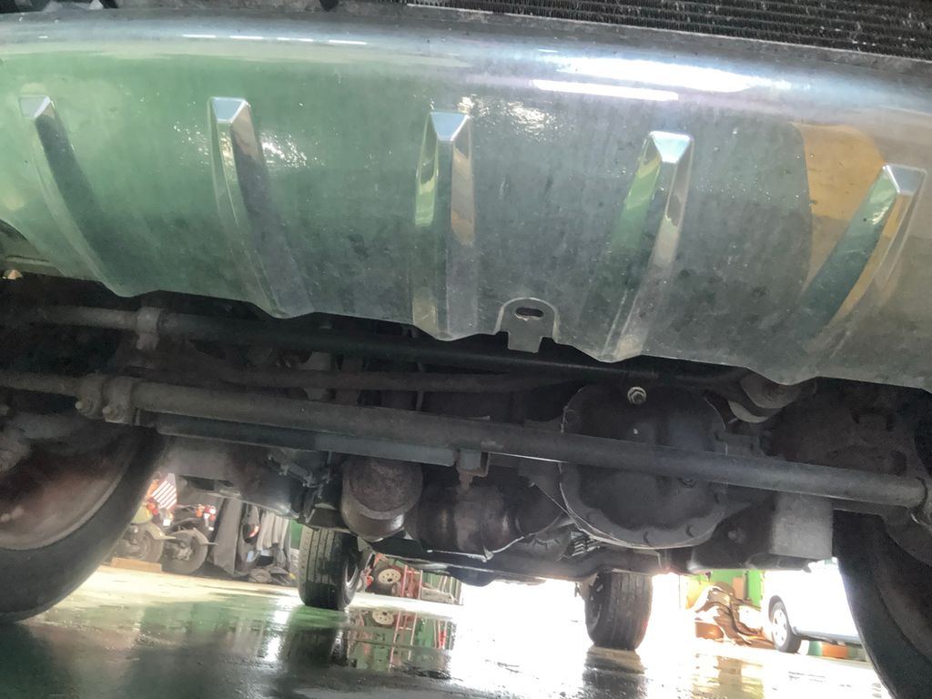 2004 JEEP GRAND CHEROKEE 19
