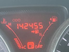 2013 NISSAN VERSA SL