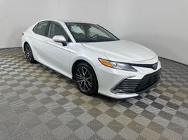 2023 TOYOTA CAMRY HYBRID XLE