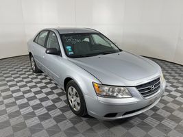 2010 HYUNDAI SONATA GLS