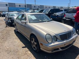 2001 MERCEDES-BENZ E CLASS E320