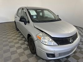 2010 NISSAN VERSA 