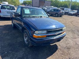 2001 CHEVROLET S10 LS