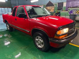 2001 CHEVROLET S10 