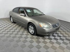 2003 NISSAN ALTIMA 