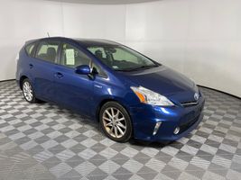 2014 TOYOTA PRIUS V 
