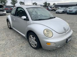 2001 VOLKSWAGEN NEW BEETLE GLS