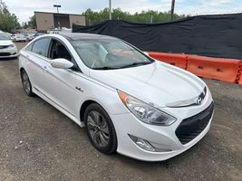 2015 HYUNDAI SONATA HYBRID LIMITED