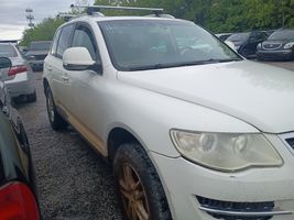 2009 VOLKSWAGEN TOUAREG 