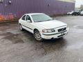 2004 VOLVO S60