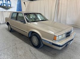 1993 DODGE DYNASTY BASE