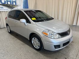 2011 NISSAN VERSA S