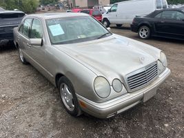 1997 MERCEDES-BENZ E CLASS E420
