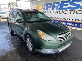 2010 SUBARU OUTBACK LIMITED