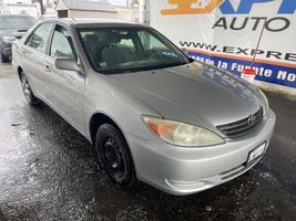 2004 TOYOTA CAMRY 
