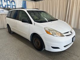 2008 TOYOTA SIENNA 