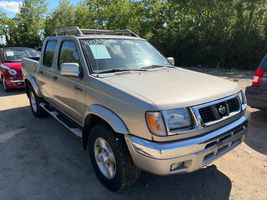 2000 NISSAN FRONTIER SE