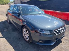 2010 AUDI A4 