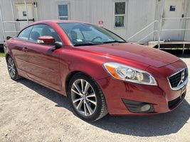 2012 VOLVO C70