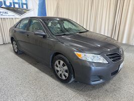 2011 TOYOTA CAMRY 