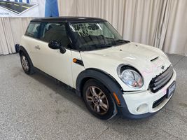 2011 MINI COOPER BASE