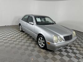 2002 MERCEDES-BENZ E CLASS E320