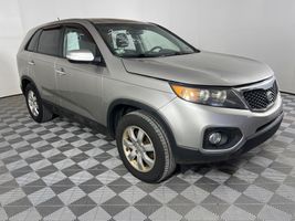 2013 KIA SORENTO LX