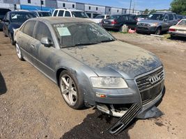 2010 AUDI A8 