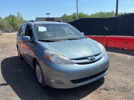 2008 TOYOTA SIENNA XLE