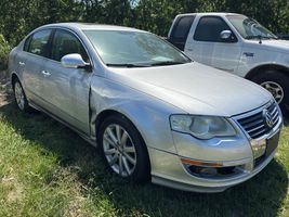 2010 VOLKSWAGEN PASSAT KOMFORT