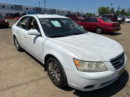 2010 HYUNDAI SONATA GLS