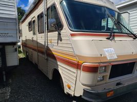 1987 BOUNDER CLASS A 