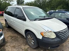 2005 CHRYSLER TOWN & COUNTRY LIMITED
