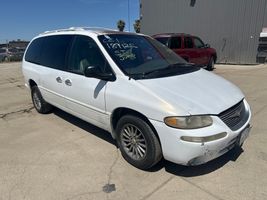 1999 CHRYSLER TOWN & COUNTRY LIMITED