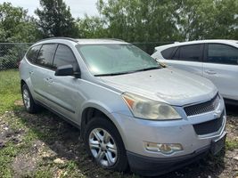 2012 CHEVROLET TRAVERSE LS