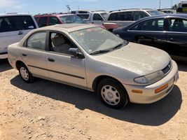 1995 MAZDA PROTEGE 