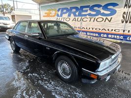 1990 JAGUAR XJ