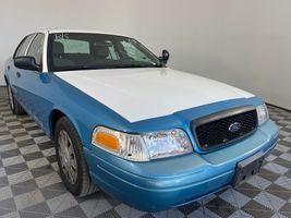 2010 FORD CROWN VICTORIA BASE