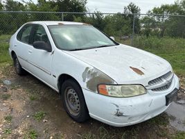 2001 NISSAN ALTIMA 
