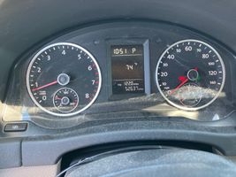 2011 VOLKSWAGEN TIGUAN 
