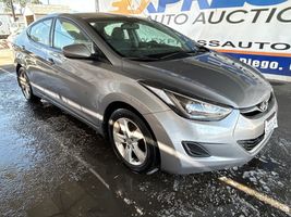 2012 HYUNDAI ELANTRA