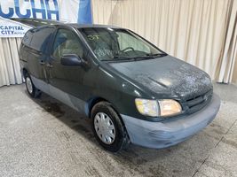 1999 TOYOTA SIENNA CE