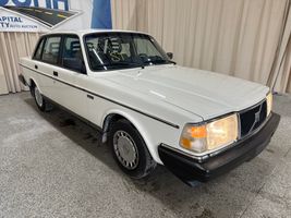 1992 VOLVO 240 