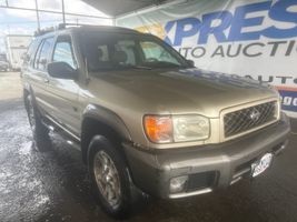 1999 NISSAN PATHFINDER 