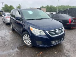 2012 VOLKSWAGEN ROUTAN SE