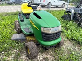 2003 JOHN DEERE L100 RIDING LAWN MOWER 
