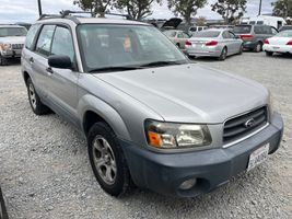2005 SUBARU FORESTER X